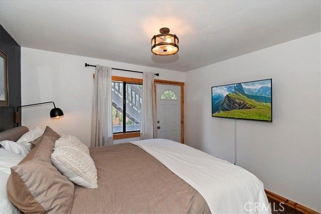 804 Sierra Vista, Twin Peaks, CA 92391