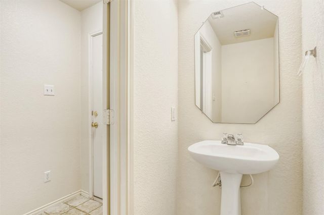 1808 Lost Maples LOOP, Cedar Park, TX 78613