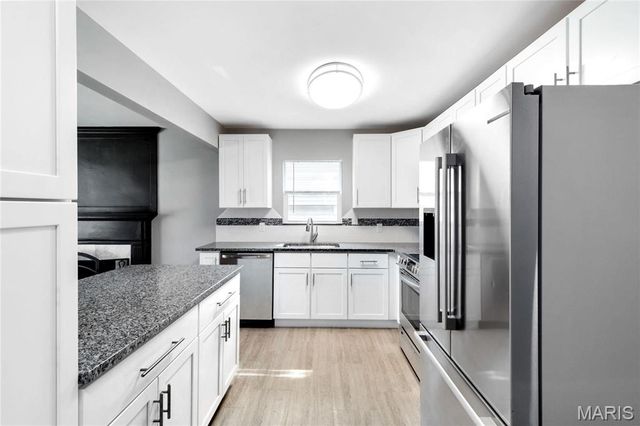 8900 Moritz Avenue, St Louis, MO 63144