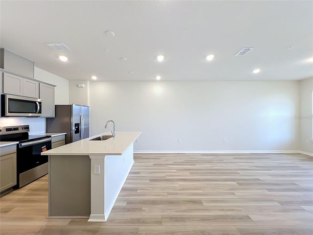 10654 EVENING STAR STREET, Orlando, FL 32829