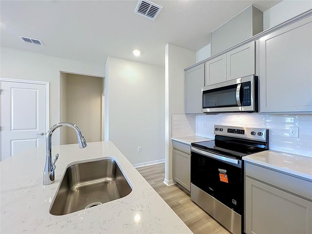 10654 EVENING STAR STREET, Orlando, FL 32829