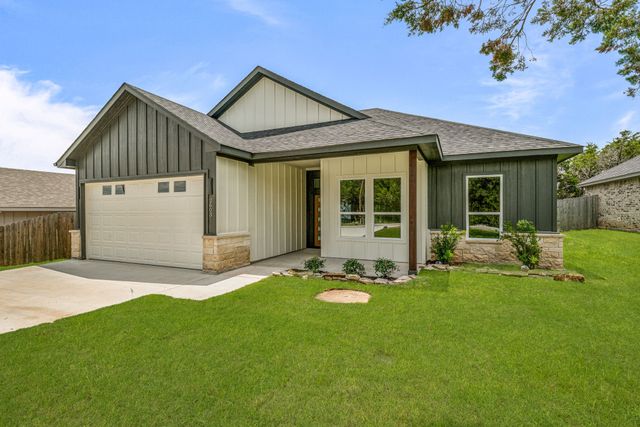 2603 Creek Drive, Granbury, TX 76048