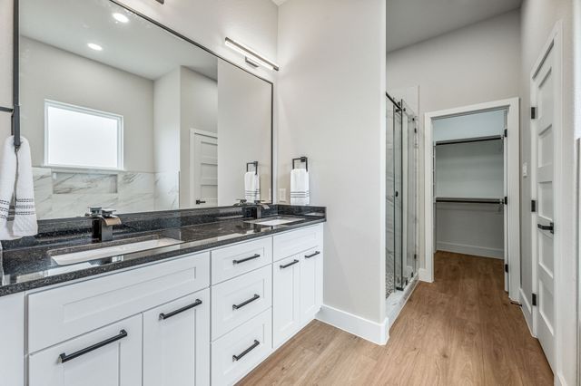 2603 Creek Drive, Granbury, TX 76048