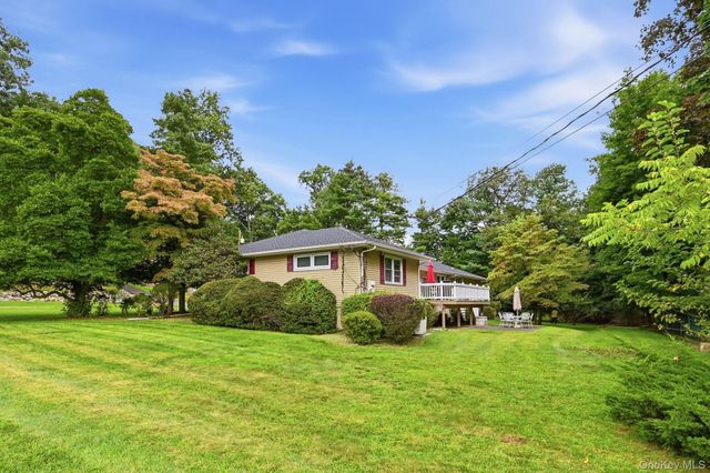 36 Havermill Road, New City, NY 10956