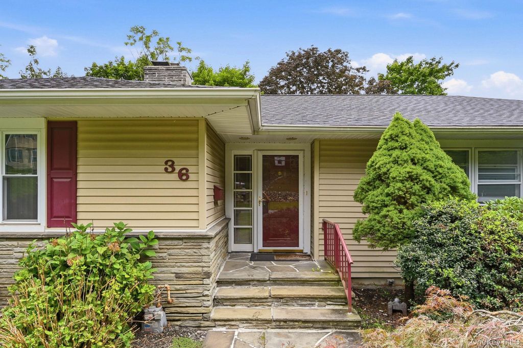 36 Havermill Road, New City, NY 10956 — photo 2