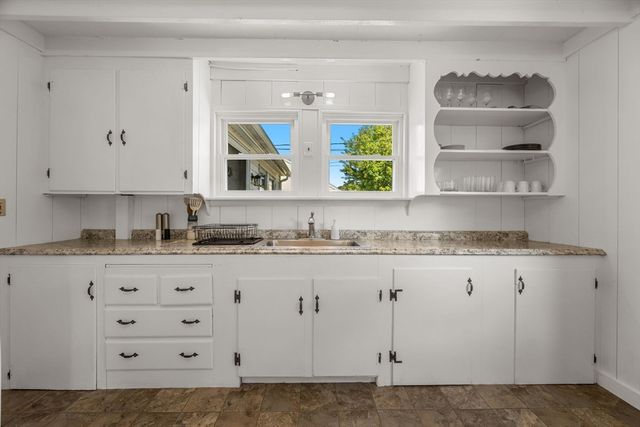 21 Lyndale Rd, Yarmouth, MA 02664