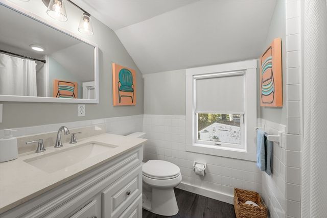 21 Lyndale Rd, Yarmouth, MA 02664