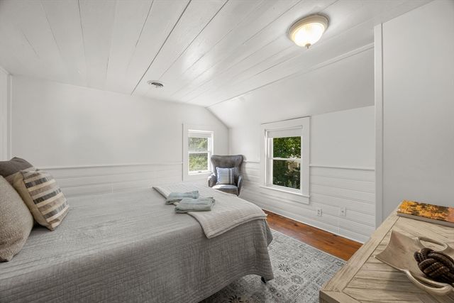 21 Lyndale Rd, Yarmouth, MA 02664