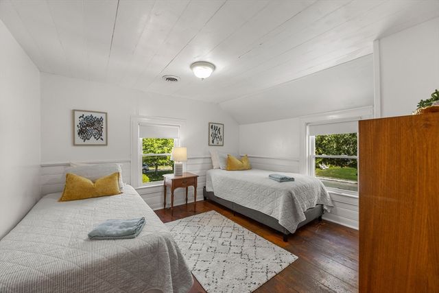 21 Lyndale Rd, Yarmouth, MA 02664