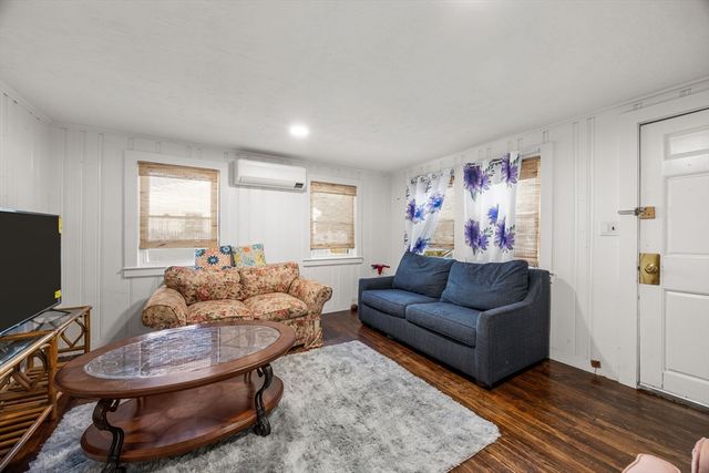 21 Lyndale Rd, Yarmouth, MA 02664