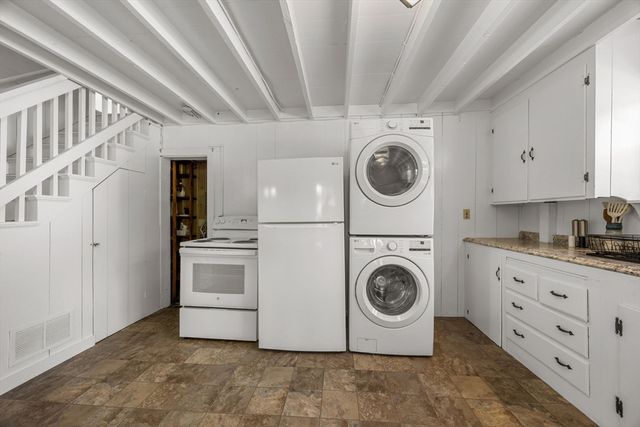 21 Lyndale Rd, Yarmouth, MA 02664