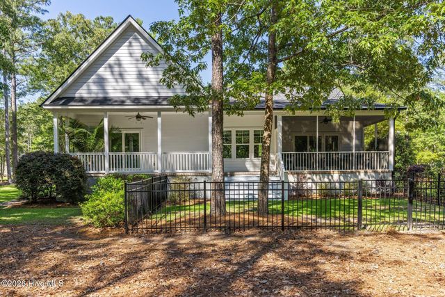 539 Long Meadow Drive SE, Bolivia, NC 28422