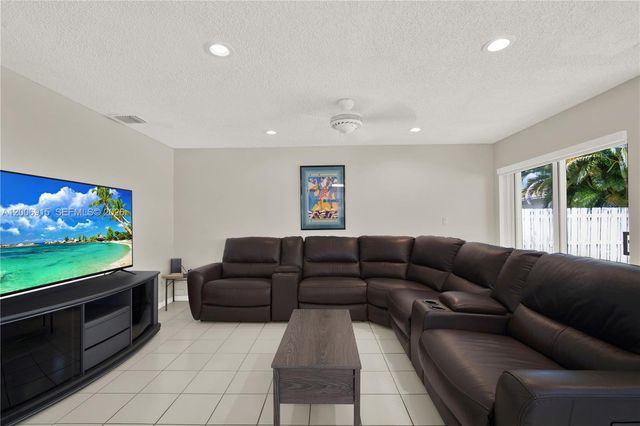 17637 SW 28th Ct, Miramar, FL 33029
