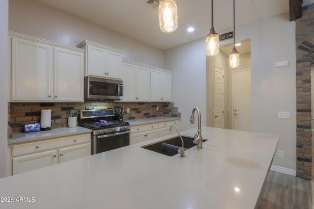 20343 E RUSSET Road, Queen Creek, AZ 85142