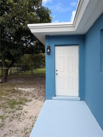 809 NW 12th Ave, Fort Lauderdale, FL 33311