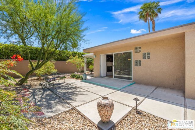 73940 Mountain View Avenue, Palm Desert, CA 92260