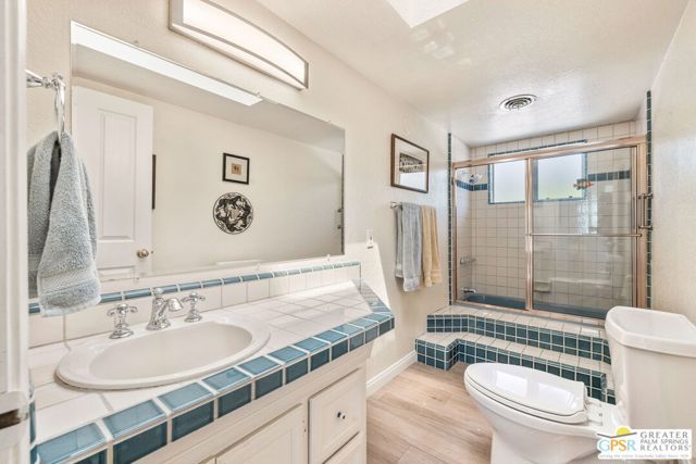 73940 Mountain View Avenue, Palm Desert, CA 92260