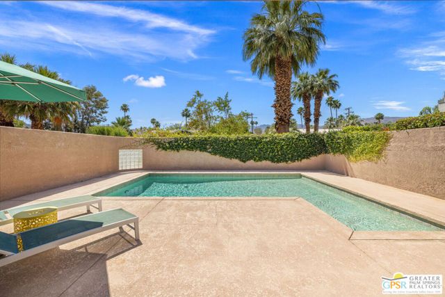 73940 Mountain View Avenue, Palm Desert, CA 92260