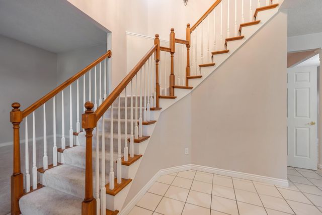 5727 S Bobwhite Avenue, Kalamazoo, MI 49009