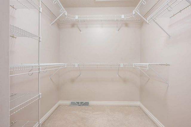 5727 S Bobwhite Avenue, Kalamazoo, MI 49009