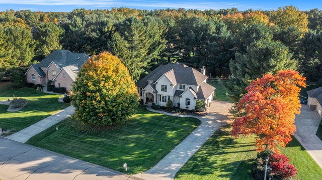 5727 S Bobwhite Avenue, Kalamazoo, MI 49009