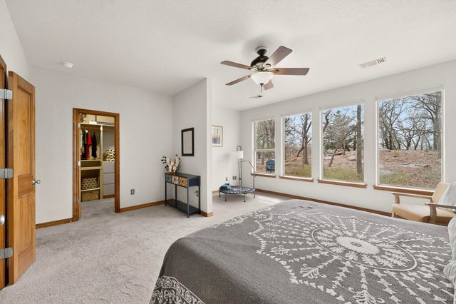 185 Silver Lakes Drive, Sunset, TX 76270