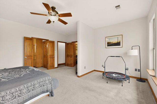 185 Silver Lakes Drive, Sunset, TX 76270