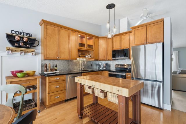 1396 Arden View Drive, Arden Hills, MN 55112