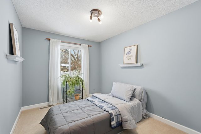 1396 Arden View Drive, Arden Hills, MN 55112