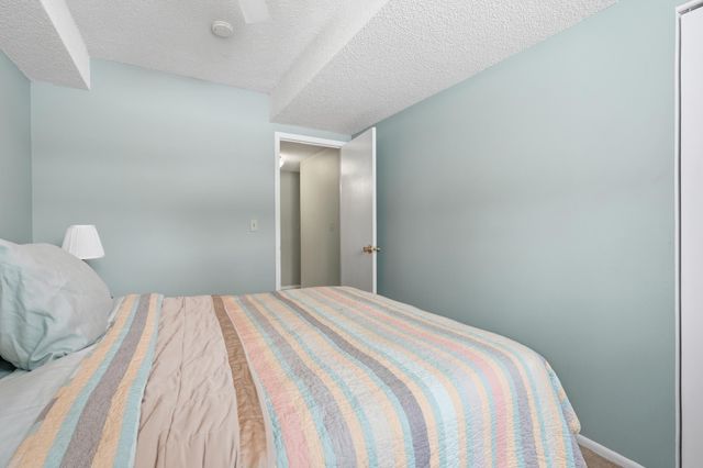 1396 Arden View Drive, Arden Hills, MN 55112