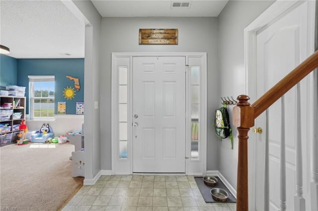 137 Eagleton CIR, Moyock, NC 27958