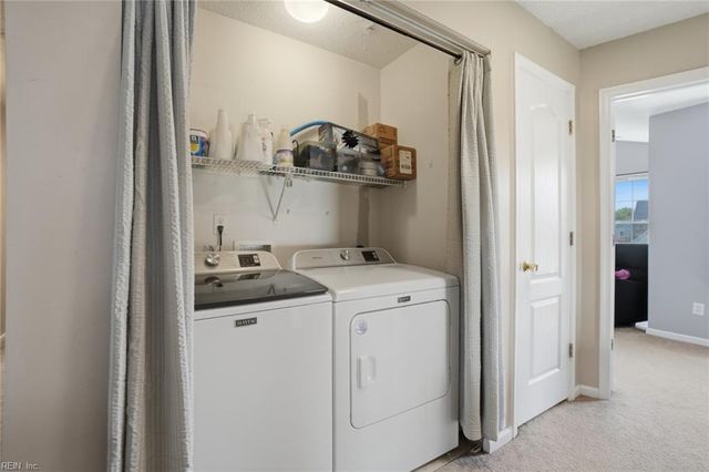 137 Eagleton CIR, Moyock, NC 27958