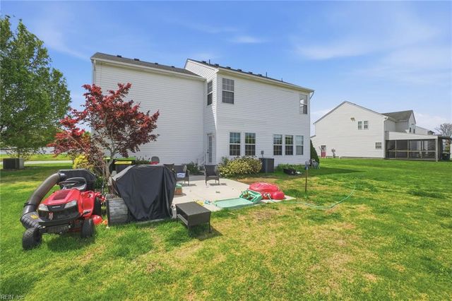 137 Eagleton CIR, Moyock, NC 27958