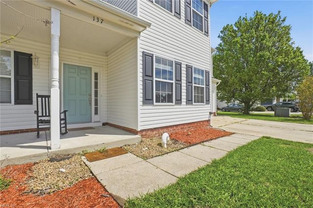 137 Eagleton CIR, Moyock, NC 27958