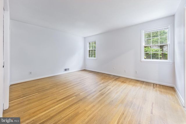 615 SMALLWOOD RD, Rockville, MD 20850