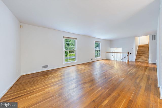 615 SMALLWOOD RD, Rockville, MD 20850