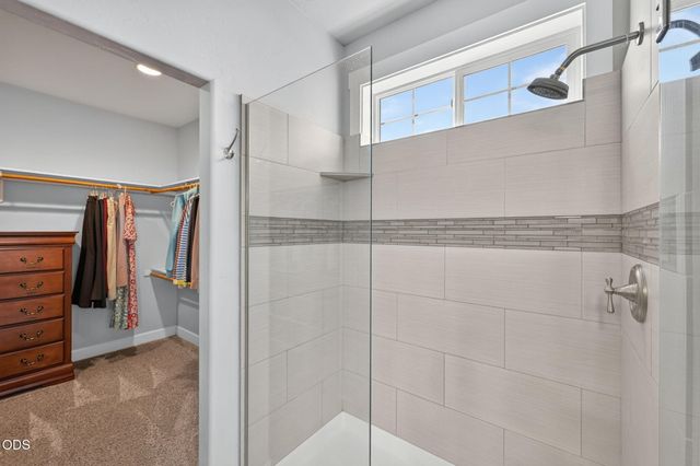 61057 SE Ruby Peak Lane, Bend, OR 97702