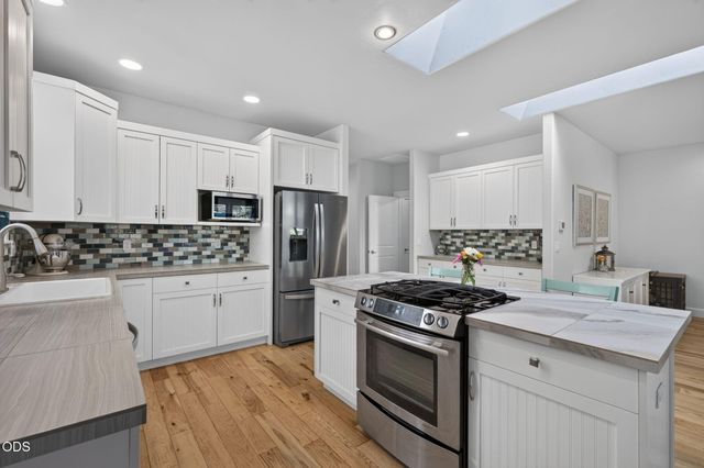 61057 SE Ruby Peak Lane, Bend, OR 97702
