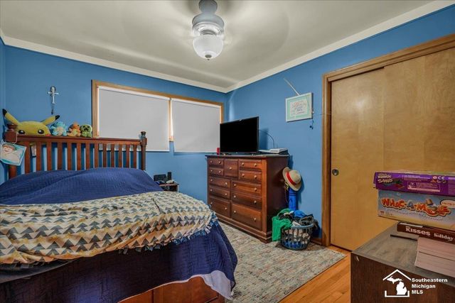 14562 Burns Street, Southgate, MI 48195