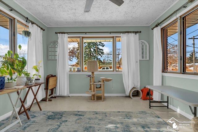 14562 Burns Street, Southgate, MI 48195