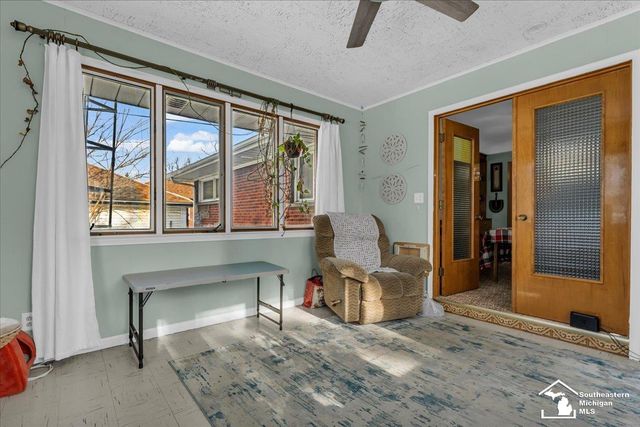 14562 Burns Street, Southgate, MI 48195