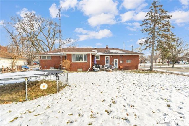 14562 Burns Street, Southgate, MI 48195