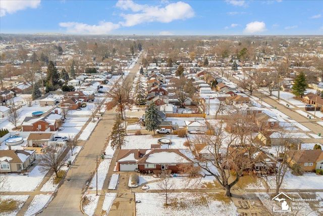 14562 Burns Street, Southgate, MI 48195