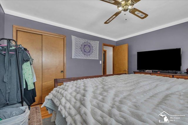 14562 Burns Street, Southgate, MI 48195