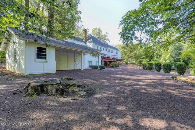 45 Galloping Hill Circle, Holmdel, NJ 07733