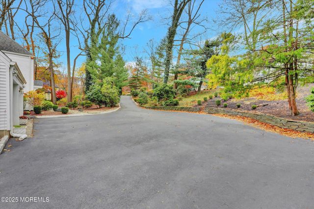 45 Galloping Hill Circle, Holmdel, NJ 07733