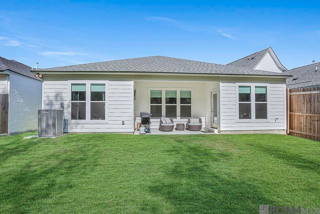 1519 Alum Creek Dr, Baton Rouge, LA 70820