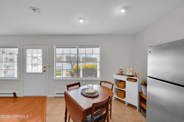 651B Plymouth Drive B, Lakewood, NJ 08701