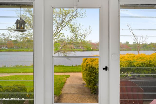 651B Plymouth Drive B, Lakewood, NJ 08701