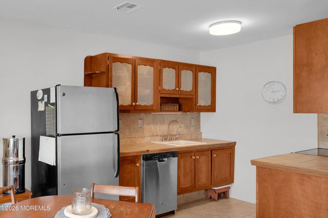 651B Plymouth Drive B, Lakewood, NJ 08701